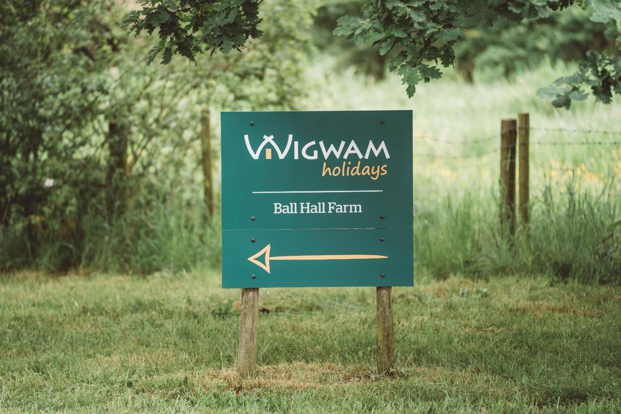 Ball Hall Farm By Wigwam Holidays East Cottingwith Extérieur photo